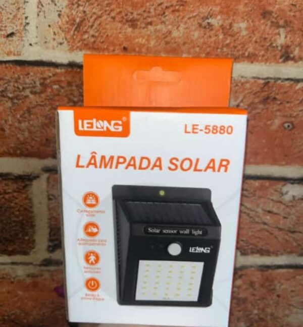 Lâmpada de led solar